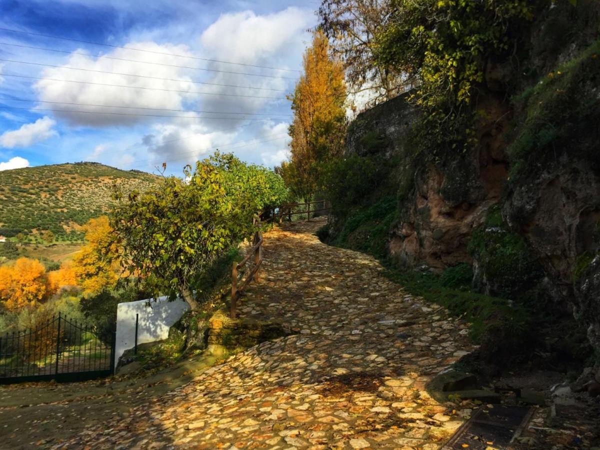 Casa Rural El Puente Cuevas del Becerro エクステリア 写真